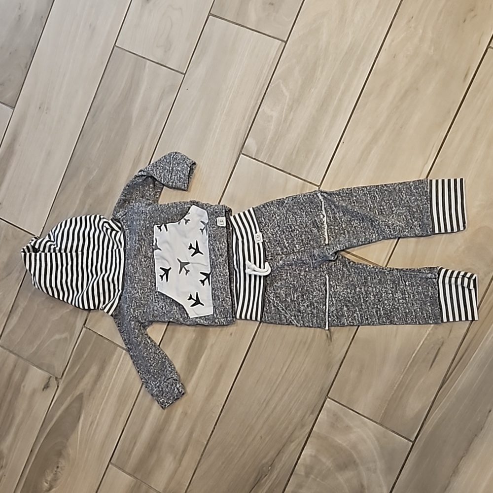 Lulu and Roo Airplane Matching set